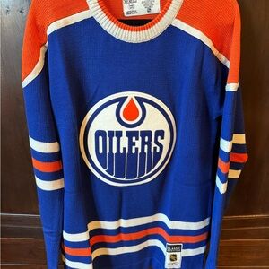 CCM Classic Sweaters - Edmonton Oilers Vintage Style Sweater (New with tags)